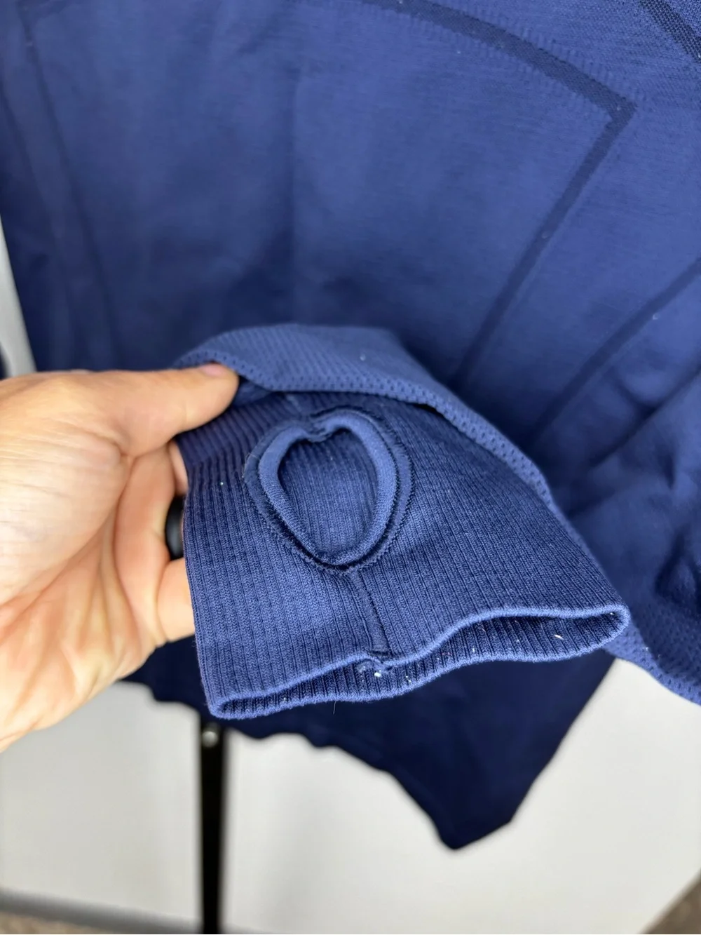 Ivivva by Lululemon Fly Tech Long Sleeve Blue Shirt Girl’s Size 14‎